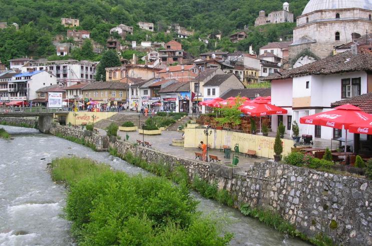 MUĞLA’DAN PRİZREN’DEKİ İLKÖĞRETİM OKULUNA DESTEK