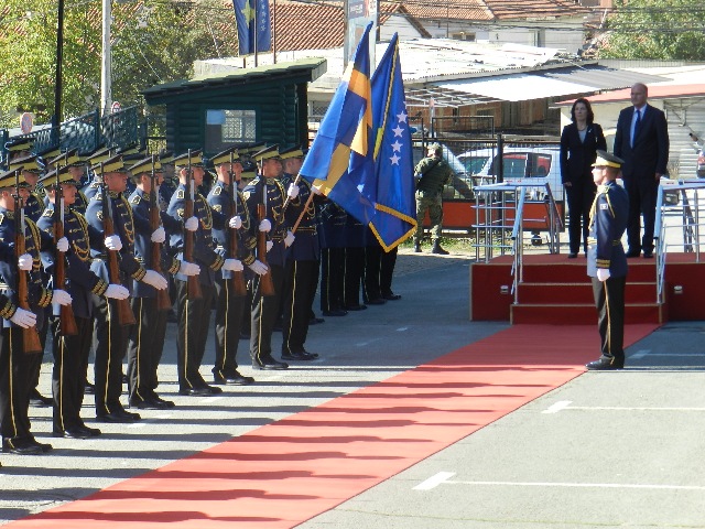 İSVEÇ  KFOR’U  KOSOVA’YI TERKEDİYOR