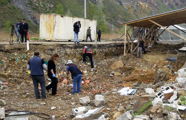 TOPLU MEZARA 250 KİŞİ GÖMÜLDÜ