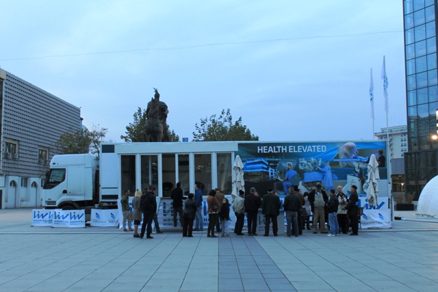 LİV HASTANESİNİN ÜCRETSİZ MUAYENESİNE YOĞUN İLGİ