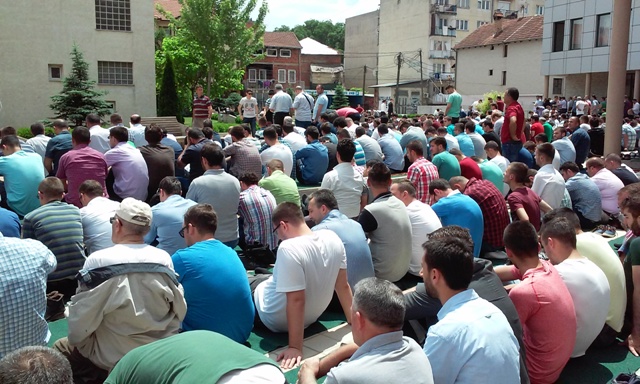 KOSOVA CAMİLERİNDE ÇEVRE GÜNÜ HUTBESİ