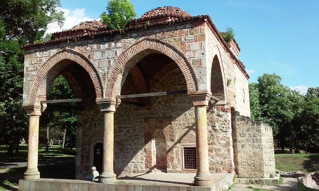 RESİM GALERİSİNE DÖNÜŞTÜRÜLMÜŞ NİŞ’TEKİ BALİ BEY CAMİİ