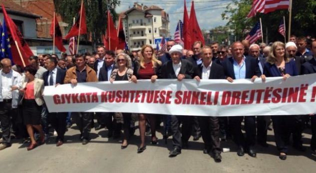 ANAYASA MAHKEMESİ’NİN KARARI PROTESTO EDİLDİ