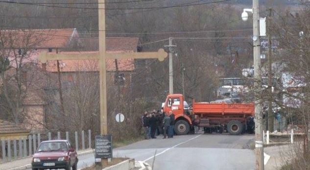 SIRPLAR KOSOVA BAŞBAKANINA GEÇİT VERMEDİ