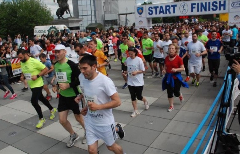 “PRİŞTİNE 2017” ULUSLARARASI YARI MARATONU KOŞULDU