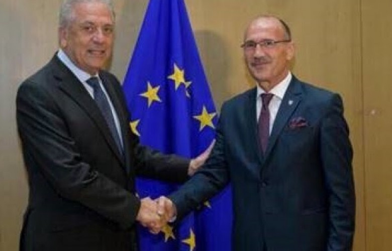 AVRAMOPOULOS’TAN KOSOVA’YA ÖVGÜ