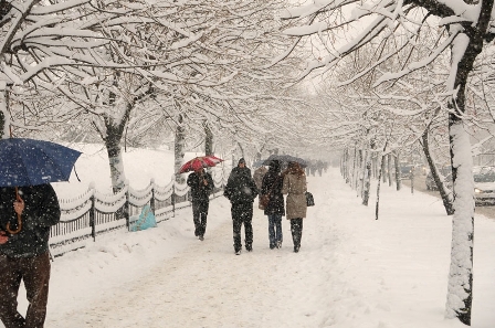 KOSOVA’DA YOĞUN KAR