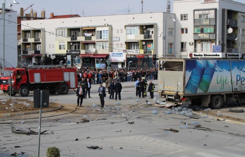 GİLAN’DA TRAFİK KAZASINDA 1 ÖLÜ, 10 YARALI