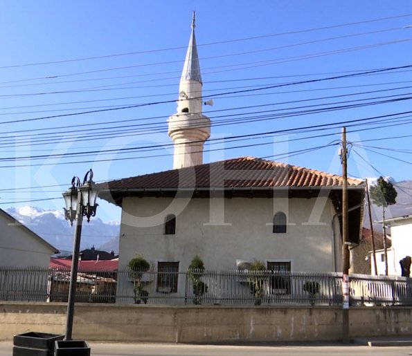 400 YILLIK CAMİ YENİDEN İBADETE AÇILDI