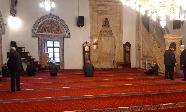 KOSOVA’DA CAMİLERİN AÇILMASI MEMNUNİYETLE KARŞILANDI