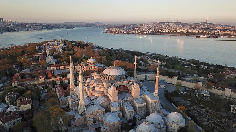 AYASOFYA İBADETE AÇILDI