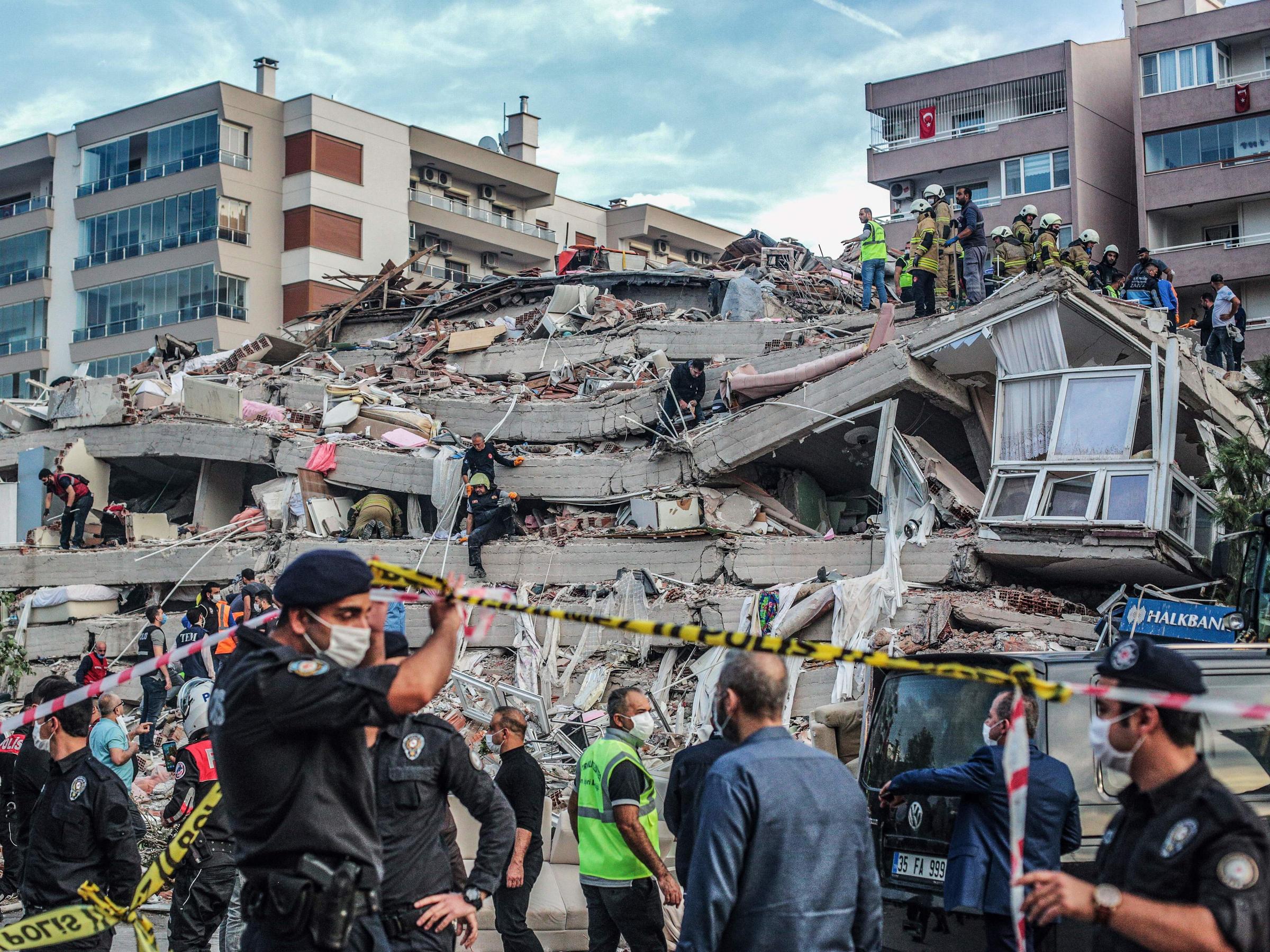 İZMİR DEPREMİNDE BİR KOSOVALI DAHA HAYATINI KAYBETTİ