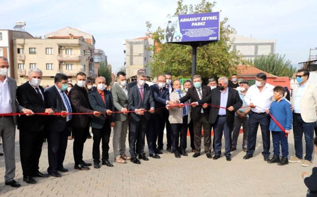 KOSOVA BÜYÜKELÇİSİ DUGOLLİ TURGUTLU’DA PARK AÇILIŞINA KATILDI