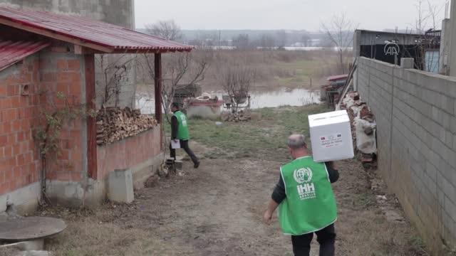 İHH’DAN KOSOVA’DAKİ SEL MAĞDURLARINA GIDA YARDIMI