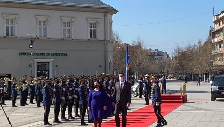 CUMHURBAŞKANI OSMANİ DEVLET TÖRENİYLE GÖREVE BAŞLADI