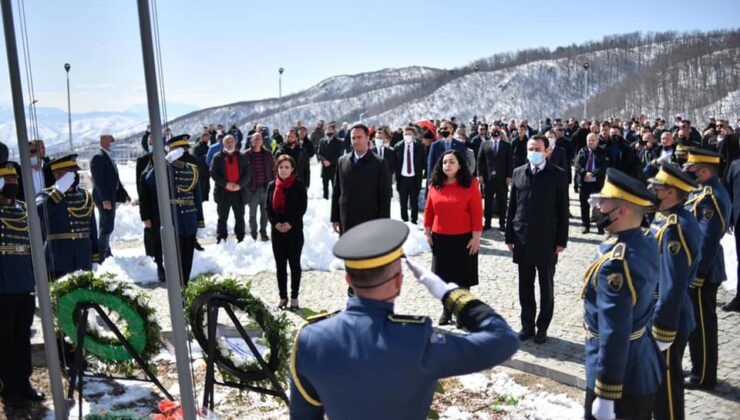 KOSHARE MUHAREBESİ ŞEHİTLERİ ANILDI