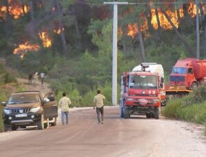 MANAVGAT’TAN ACI HABER! ALEVLERİN ARASINDA KALAN 2 YANGIN İŞÇİSİ HAYATINI KAYBETTİ