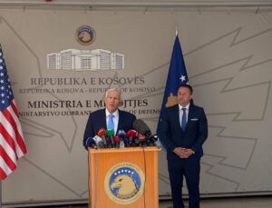 WESLEY CLARK: KOSOVA’DAKİ ÖZGÜRLÜK VE DEMOKRASİDEN ÇOK ETKİLENDİM