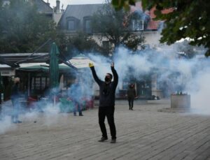 KARADAĞ’DAKİ PROTESTOLARDA ÇOK SAYIDA  KİŞİ YARALANDI