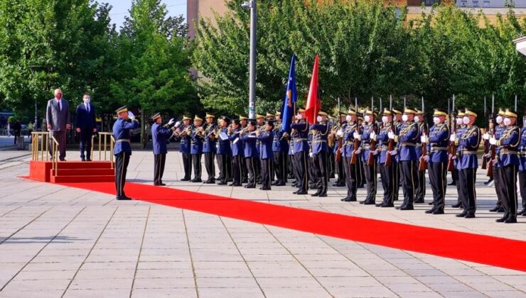 EDİ RAMA’YA RESMİ KARŞILAMA TÖRENİ