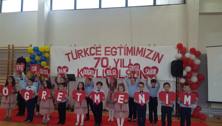 TÜRKÇE EĞİTİMİN 70. YILI ÖĞRETMENLERE ADANDI