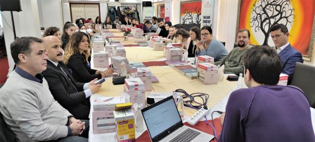 YTB’NİN PRİZREN’DE  DÜZENLEDİĞİ “BALKAN EDEBİYAT VE YAZARLIK AKADEMİSİ” BAŞLADI