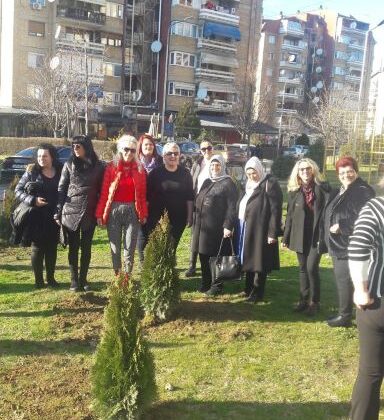 KOSOVA KADINLAR YARDIMLAŞMA DERNEĞİDEN FİDAN DİKME PROJESİ