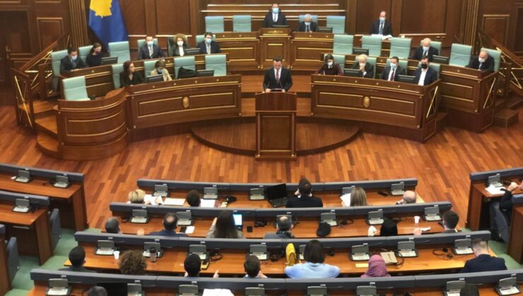 “KOSOVA BAĞIMSIZ VE DEMOKRATİK BİR DEVLETTİR, KİMSE SIRPLARIN OY KULLANMA HAKKINI İHLAL ETMİYOR”