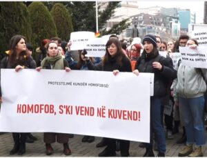  MEDENİ KANUN’UN MECLİSTE ONAYLANMAMASI PROTESTO EDİLDİ