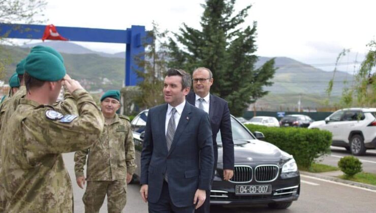 TÜRKİYE DIŞİŞLERİ BAKAN YARDIMCISI KIRAN, KOSOVA’DAKİ TÜRK  ASKERİNİ ZİYARET ETTİ