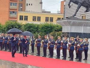 ALMANYA BAŞBAKANINA DEVLET KARŞILAMA TÖRENİ