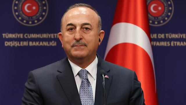 ÇAVUŞOĞLU, KOSOVA VE SIRBİSTAN DIŞİŞLER BAKANLARI İLE TELEFONDA GÖRÜŞTÜ