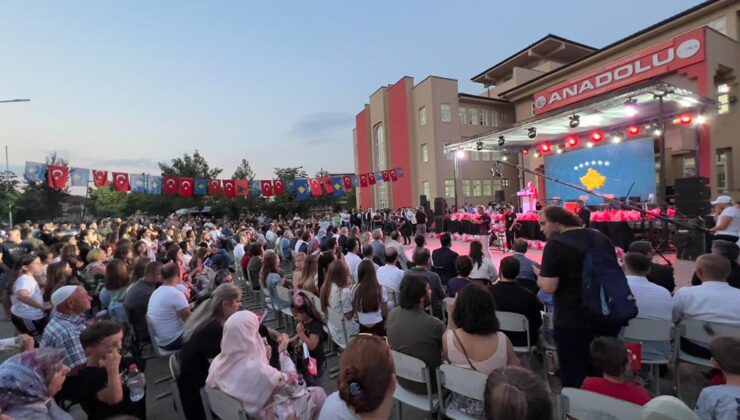 MAMUŞA’DAKİ ULUSLARARASI 14.DOMATES FESTİVALİ’NDEN RENKLİ GÖRÜNTÜLER