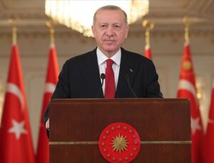 ERDOĞAN: 15 TEMMUZ GECESİ TÜRKİYE’NİN ASLA ESİR EDİLEMEYECEĞİNİ GÖSTERDİK