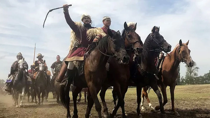 MACARİSTAN HÜKÜMETİ, MACARLARIN TÜRKLERLE AKRABALIĞINI ARAŞTIRMAK İÇİN ENSTİTÜ KURDU