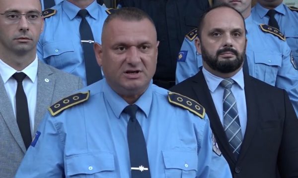 KOSOVA POLİSİ’NİN KUZEYDEKİ SIRP EMNİYET MÜDÜRÜ AÇIĞA ALINDI