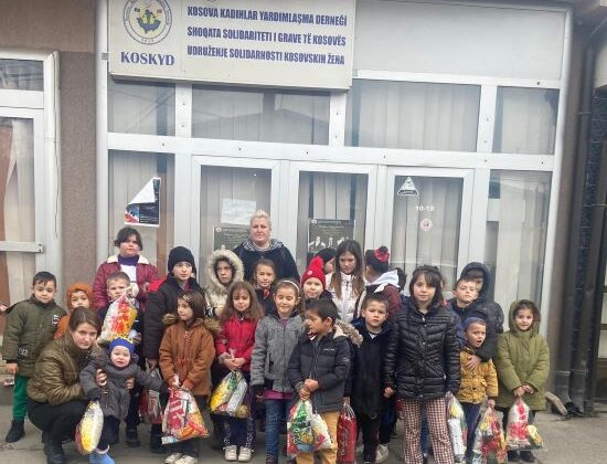 KOSOVA KADINLAR YARDIMLAŞMA DERNEĞİ’NİN ÇOCUKLARA GÖNÜL DOKUNUŞU