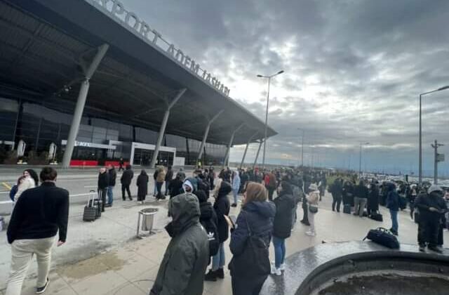 HAVALİMANINA YAPILAN BOMBA İHBARI ASILSIZ ÇIKTI