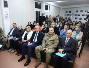 PRİZREN’DE GENÇ YAZAR SILA CİBO’NUN KİTABI TANITILDI