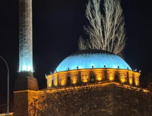 PRİŞTİNE’DE  SULTAN MURAT CAMİSİ İBADETE AÇILDI