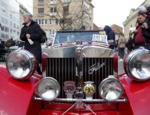 KLASİK OTOMOBİL MERAKLILARI ZAGREB’DE BİR ARAYA GELDİ