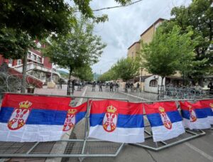 ZVEÇAN’DAKİ SIRP PROTESTOSU SONA ERDİ