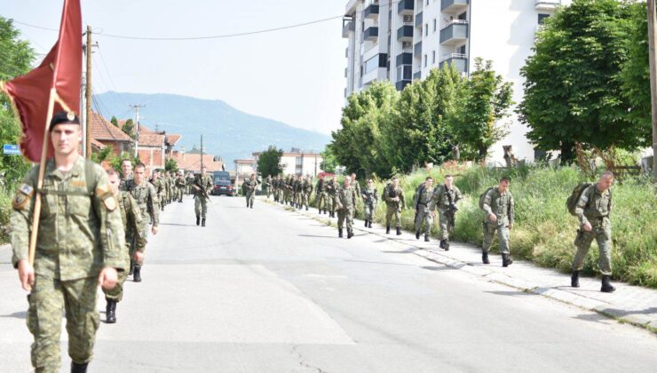 FSK MİTROVİÇA’DA VARLIK GÖSTERDİ, SIRP ORDUSU ALARMA GEÇTİ