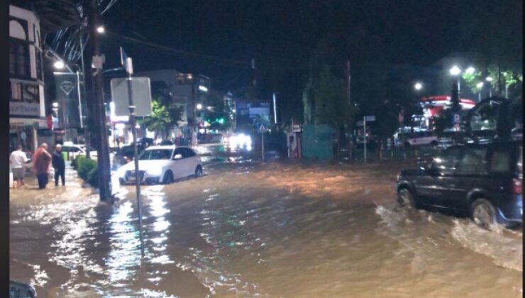 SAĞANAK YAĞIŞ İPEK’TE SELLERE NEDEN OLDU: 1 ÖLÜ 2 YARALI