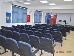 MAMUŞA ATATÜRK LİSESİ’NİN KONFERANS SALONUNUN AÇILIŞI YAPILDI