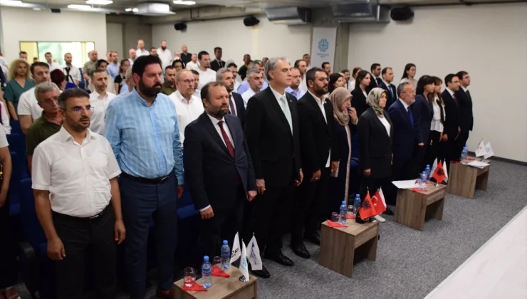 TİRAN’DA DÜZENLENEN PANELDE 15 TEMMUZ ANLATILDI