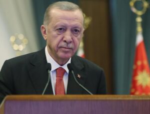 ERDOĞAN ZAFER BAYRAMI DOLAYISIYLA KUTLAMA MESAJI YAYIMLADI