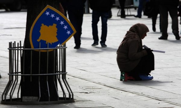 KOSOVA’DA YOKSULLUK ORANI ARTTI