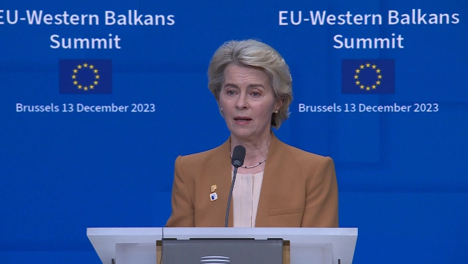 VON DER LEYEN: KOSOVA VE SIRBİSTAN DİYALOG KAPSAMINDAKİ TAAHHÜTLERİNİ YERİNE GETİRİYOR