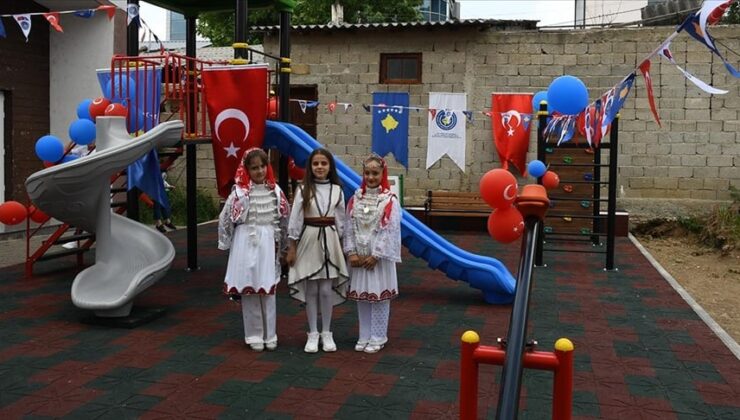 TÜRK ASKERİ, KOSOVALI ÇOCUKLARA OYUN PARKI KURDU